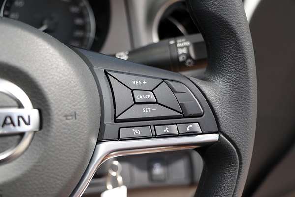 2024 Nissan Navara SL D23 4X4