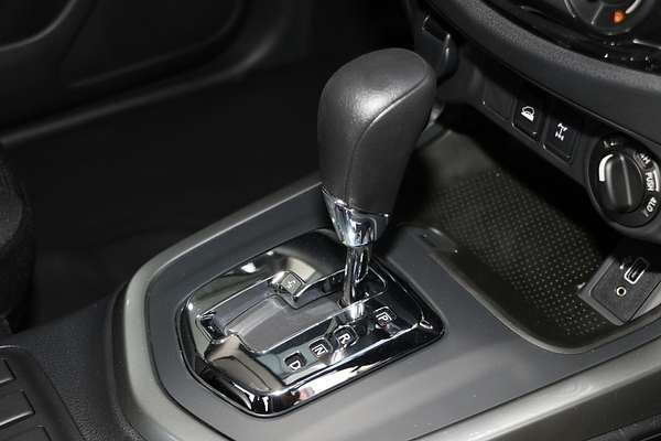 2024 Nissan Navara SL D23 4X4