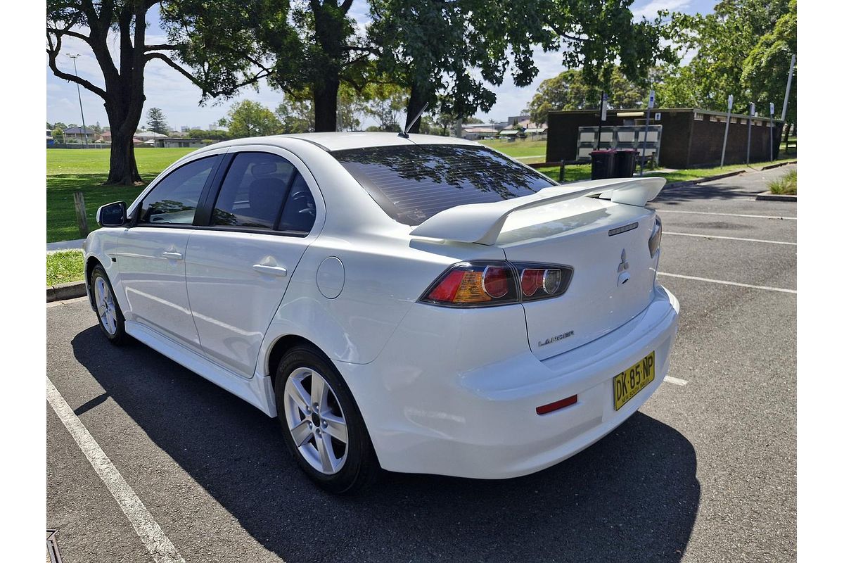 2014 Mitsubishi Lancer ES CJ