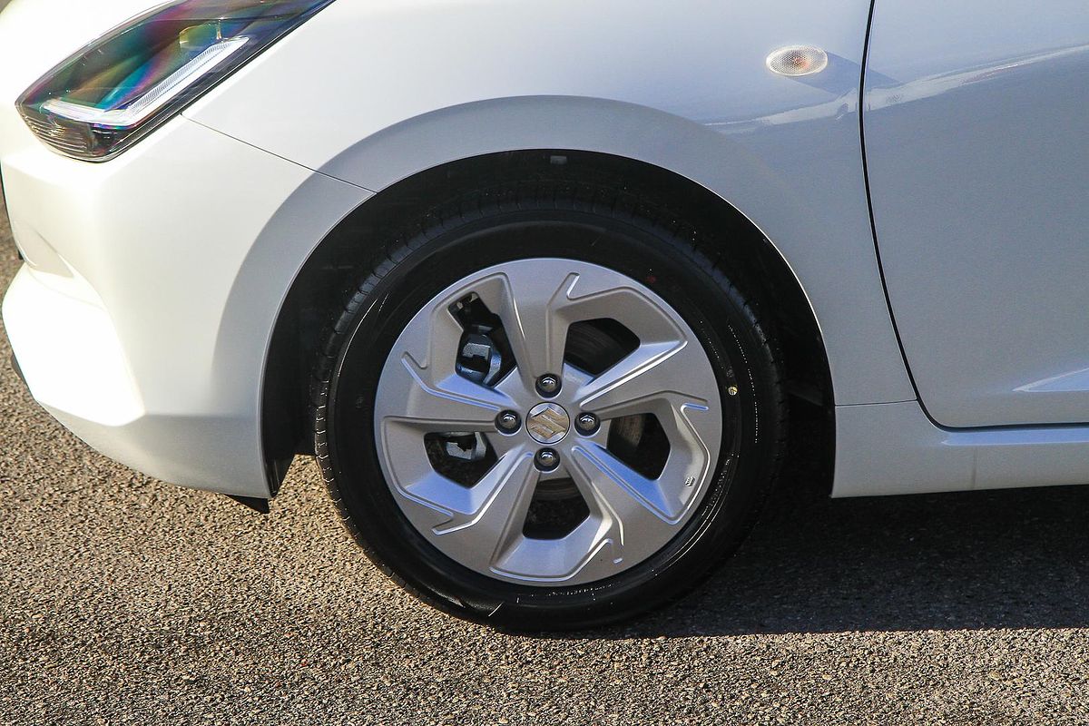 2025 Suzuki Swift Hybrid Plus UZ