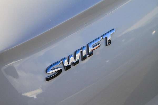 2025 Suzuki Swift Hybrid Plus UZ