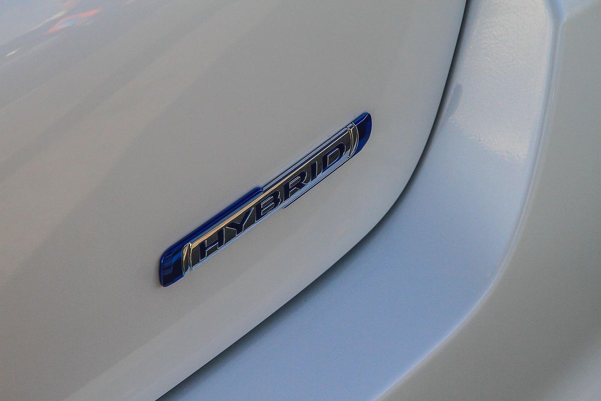 2025 Suzuki Swift Hybrid Plus UZ