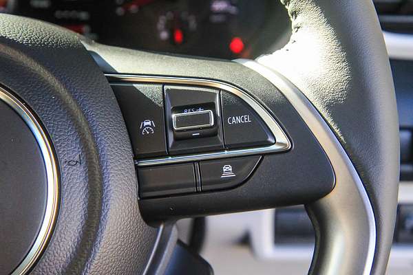 2025 Suzuki Swift Hybrid Plus UZ