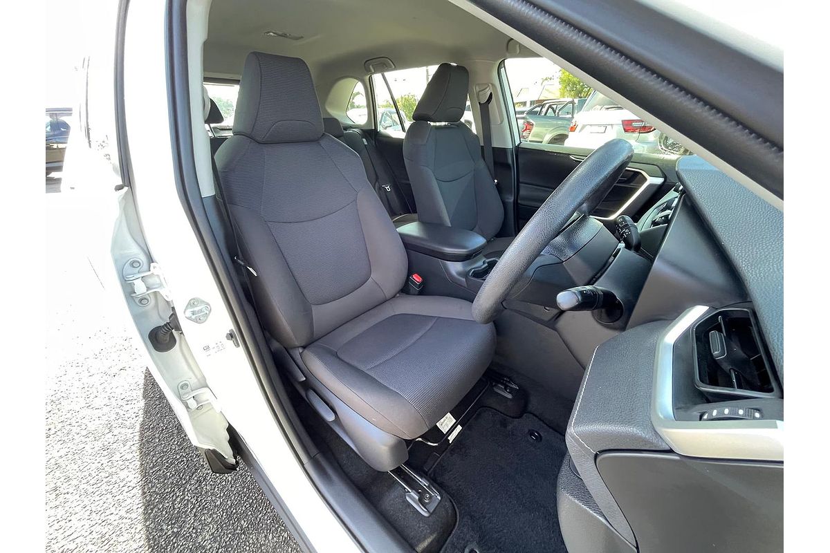 2020 Toyota RAV4 GX AXAH52R