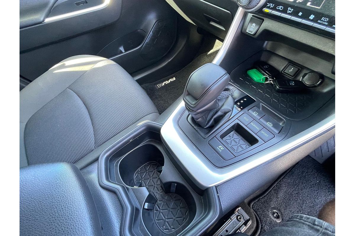 2020 Toyota RAV4 GX AXAH52R