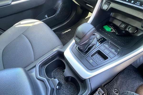2020 Toyota RAV4 GX AXAH52R
