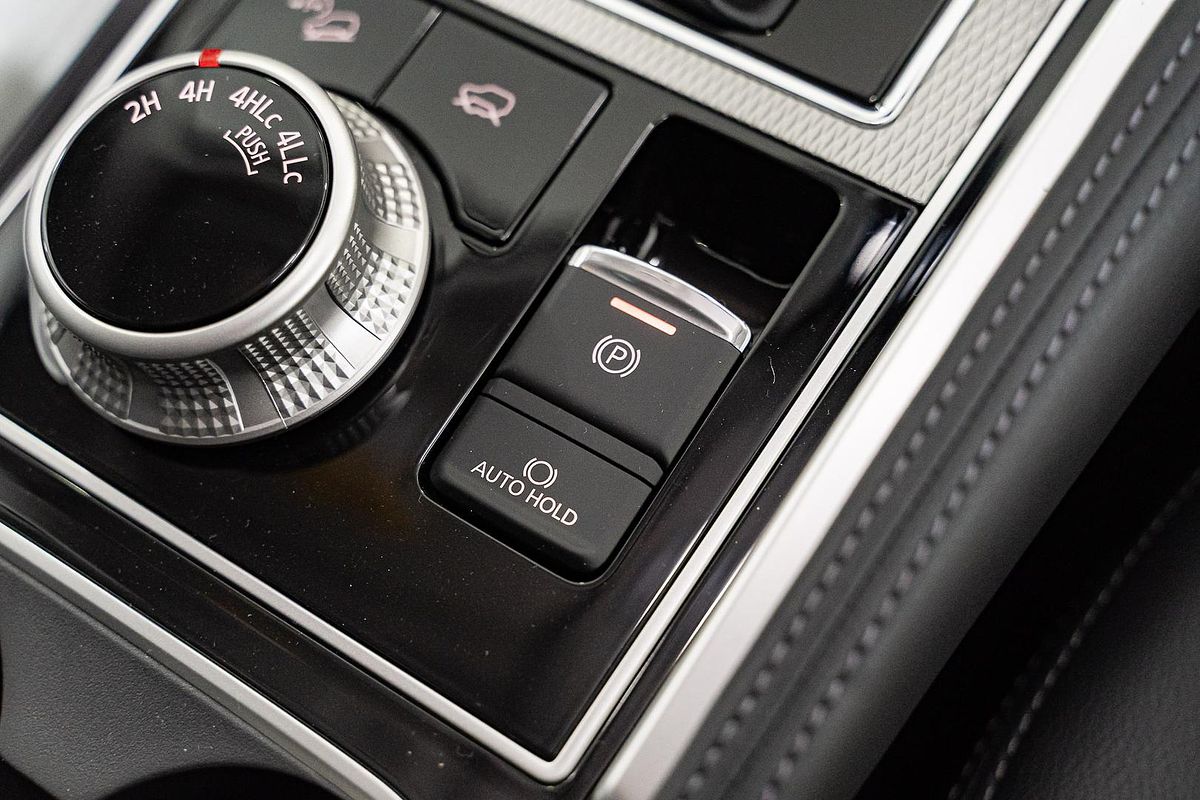 2024 Mitsubishi Pajero Sport Exceed QG