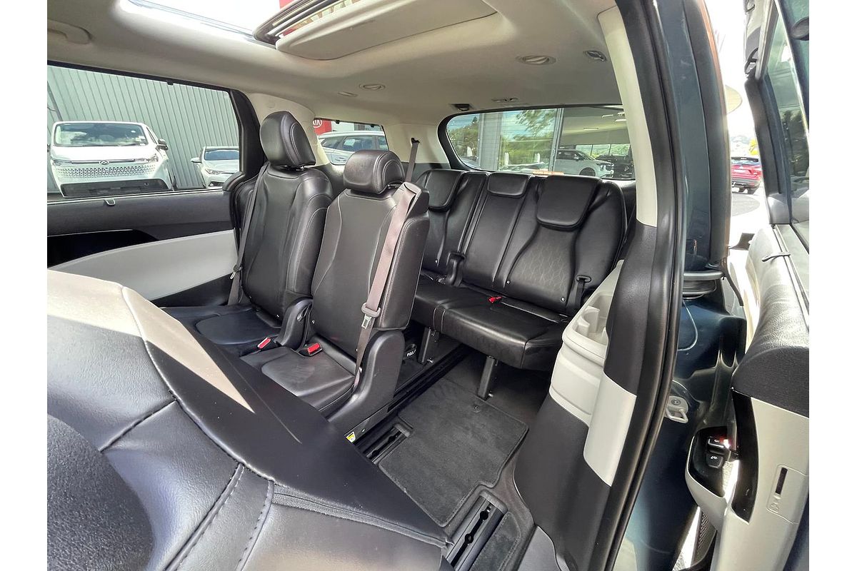 2023 Kia Carnival Special Edition KA4