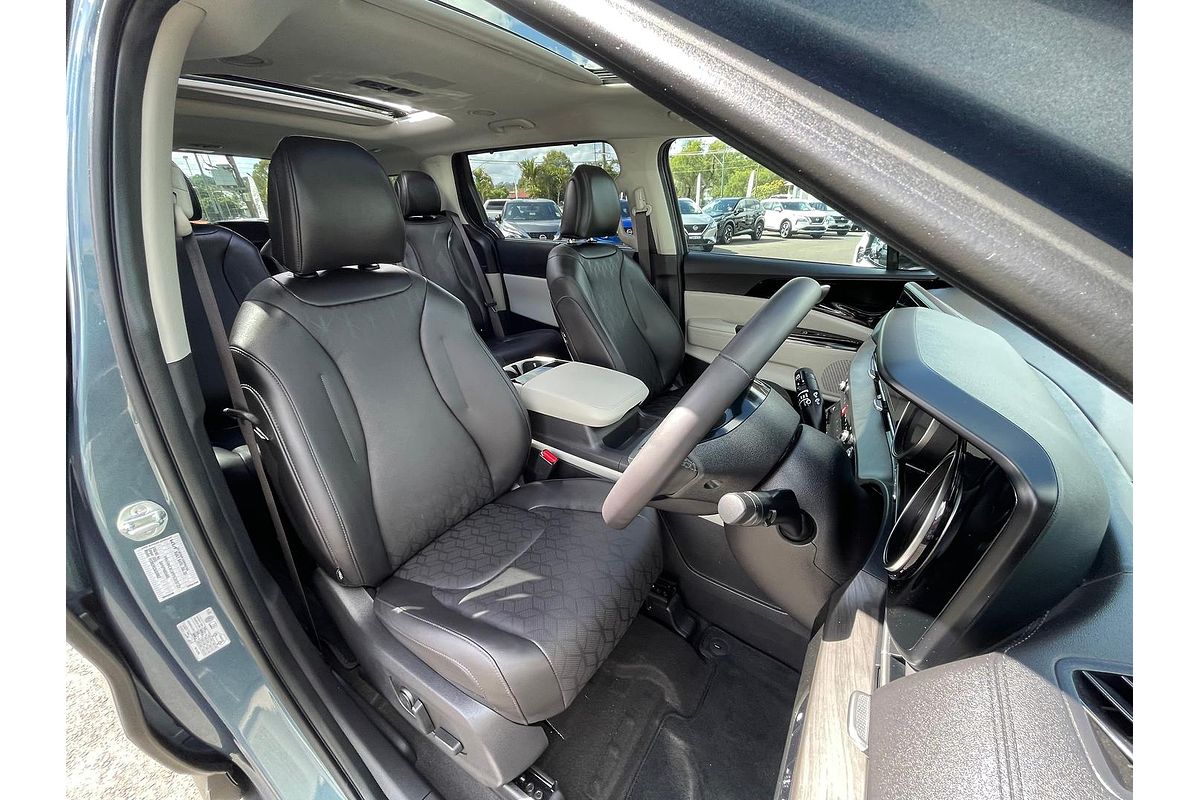 2023 Kia Carnival Special Edition KA4