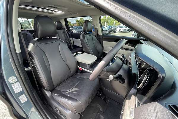 2023 Kia Carnival Special Edition KA4