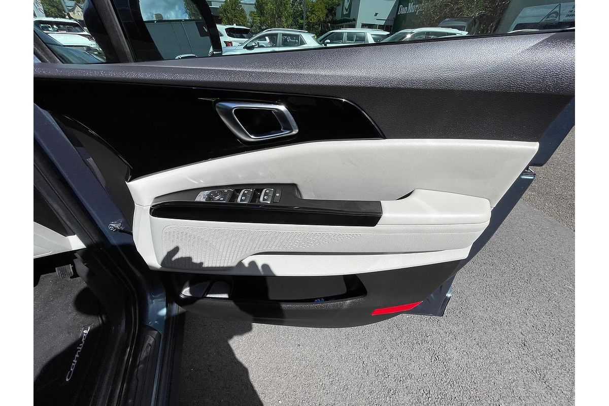 2023 Kia Carnival Special Edition KA4