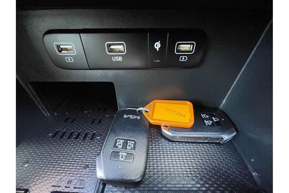 2023 Kia Carnival Special Edition KA4