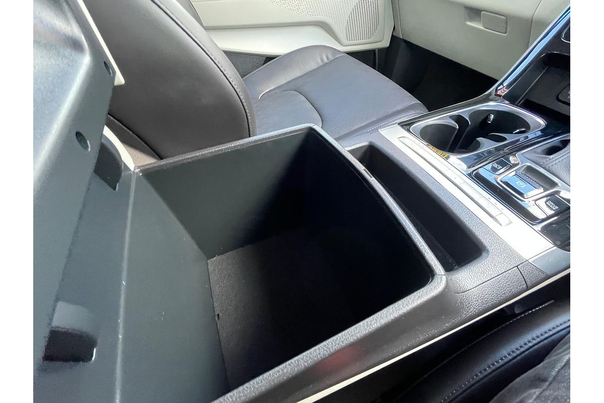2023 Kia Carnival Special Edition KA4