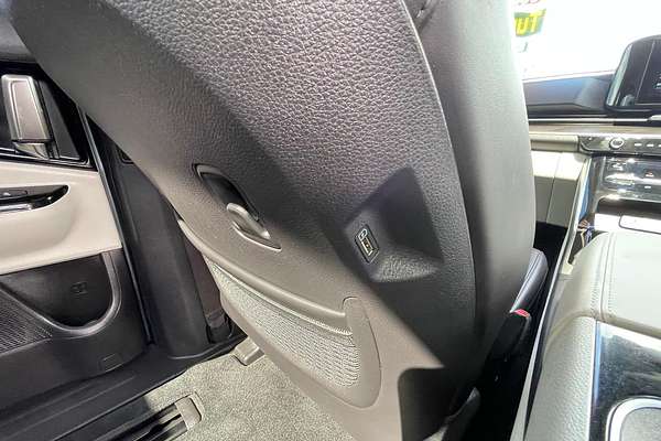 2023 Kia Carnival Special Edition KA4