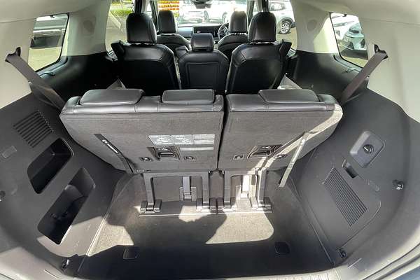 2023 Kia Carnival Special Edition KA4
