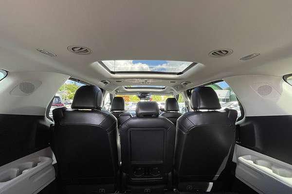 2023 Kia Carnival Special Edition KA4