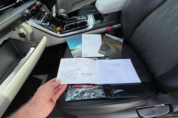 2023 Kia Carnival Special Edition KA4