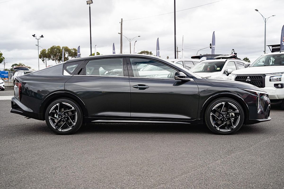 2025 Kia K4 GT-Line CL4m