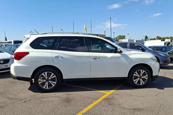 2018 Nissan Pathfinder ST-L R52 Series II