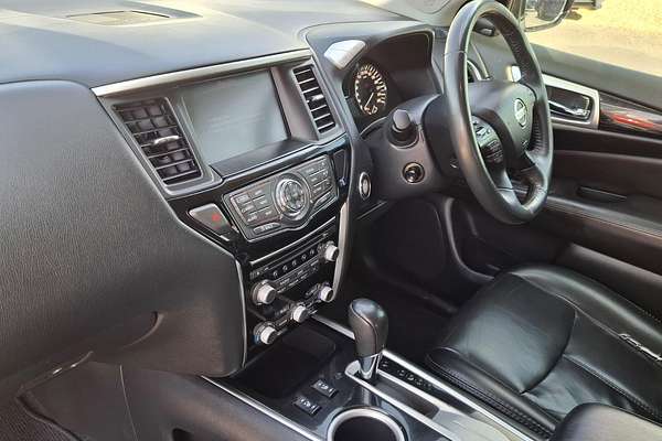 2018 Nissan Pathfinder ST-L R52 Series II
