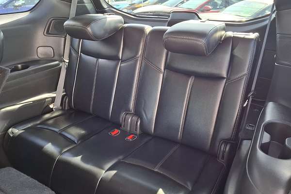 2018 Nissan Pathfinder ST-L R52 Series II