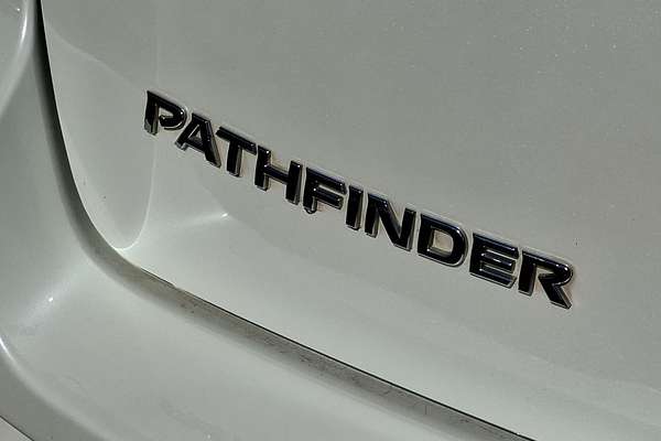 2018 Nissan Pathfinder ST-L R52 Series II