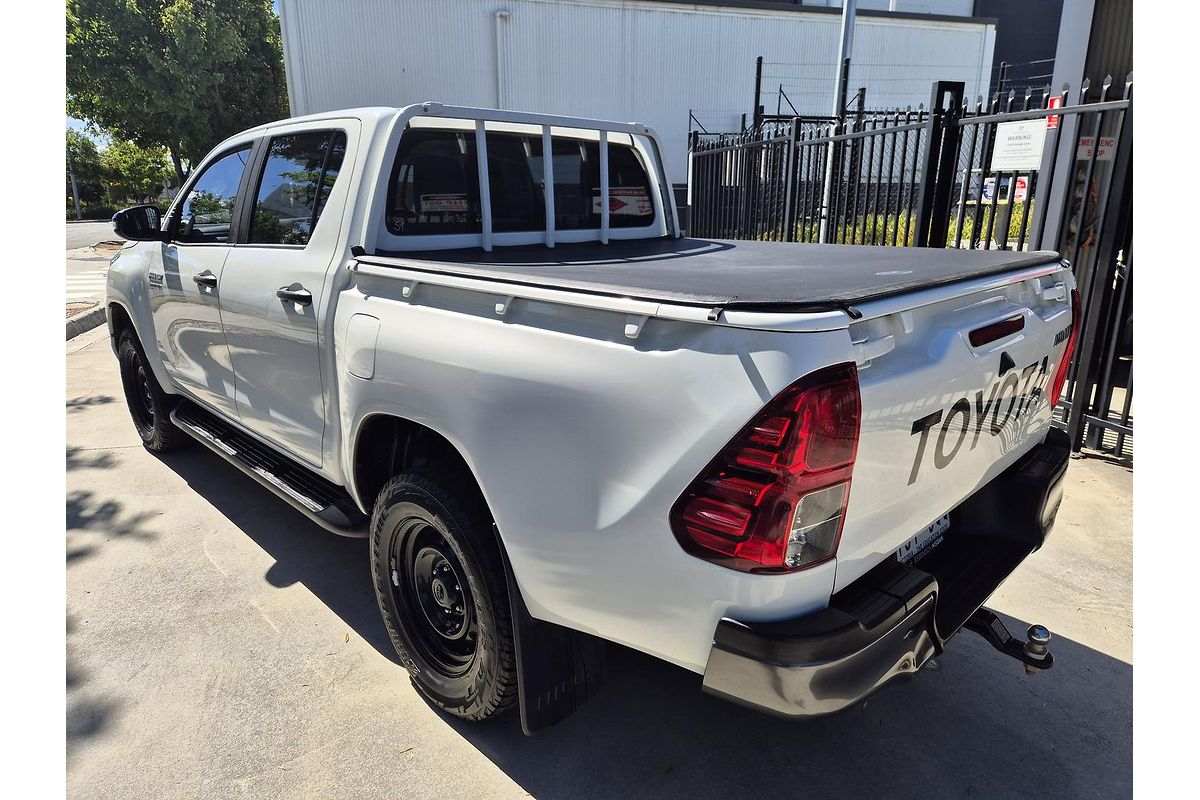 2020 Toyota Hilux SR GUN126R 4X4