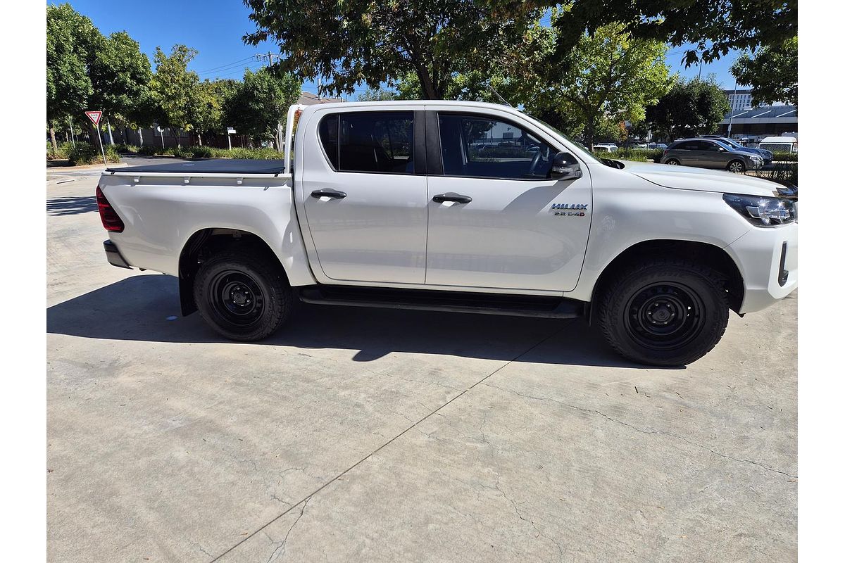 2020 Toyota Hilux SR GUN126R 4X4