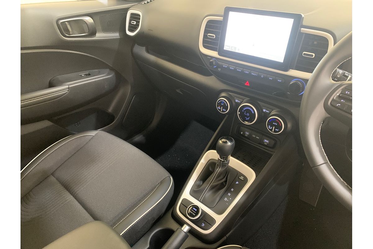 2024 Hyundai Venue Elite QX.V5