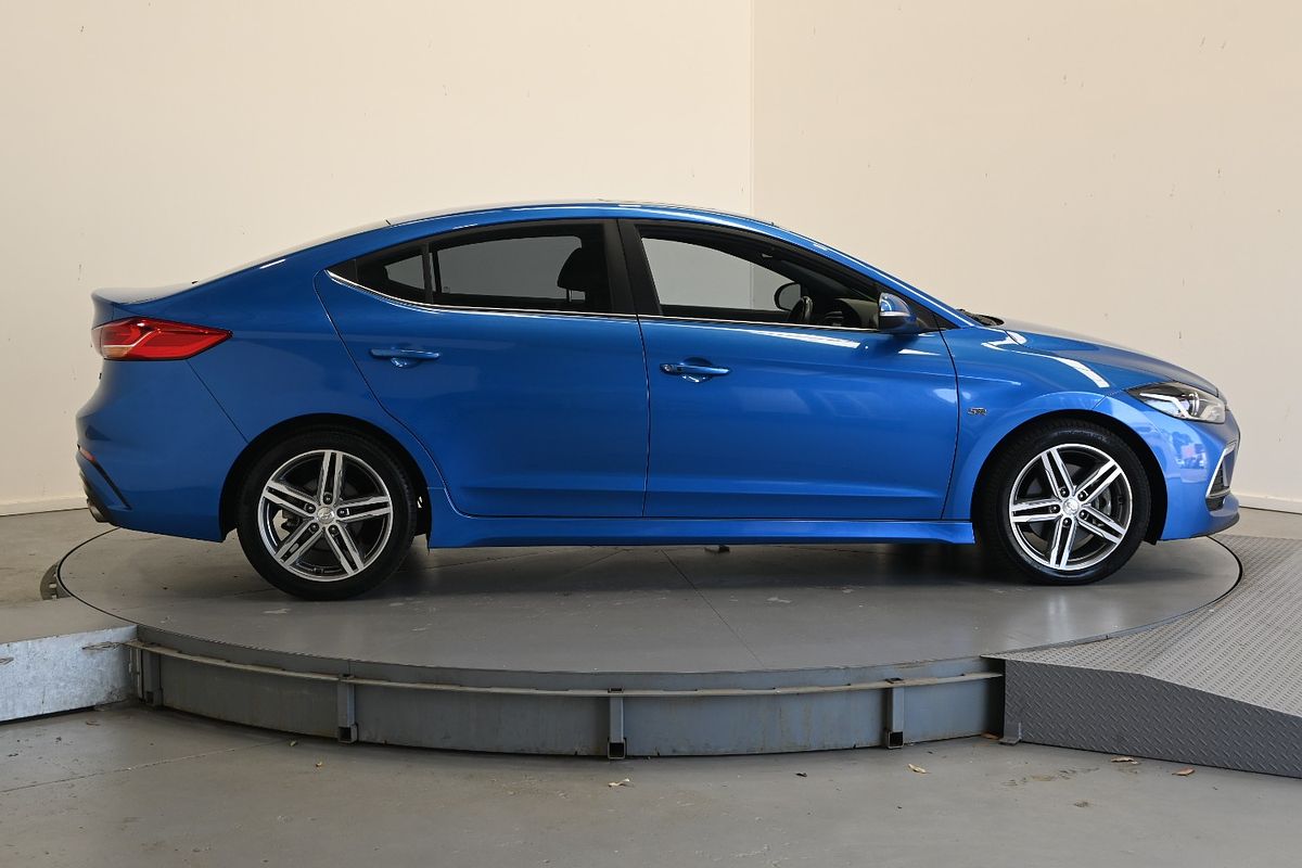2017 Hyundai Elantra SR Turbo AD