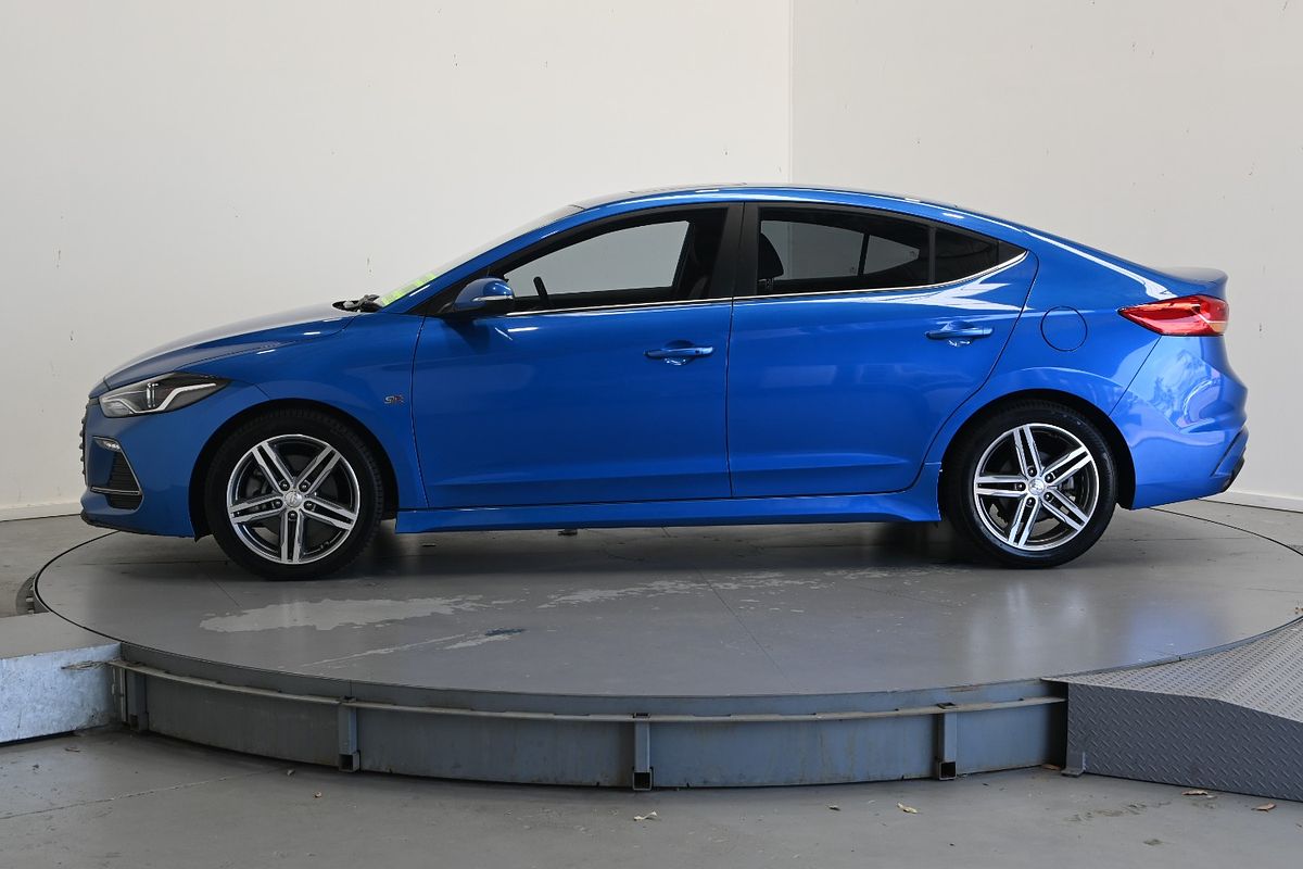 2017 Hyundai Elantra SR Turbo AD
