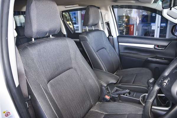 2017 Toyota Hilux SR5 GUN126R 4X4