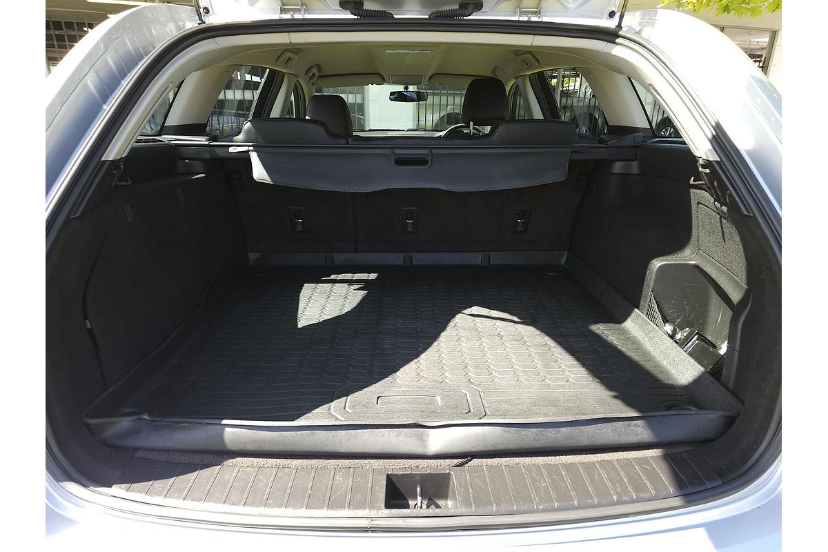 2016 Holden Commodore SV6 Black VF Series II