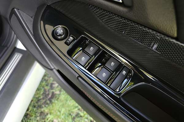 2016 Holden Commodore SV6 Black VF Series II