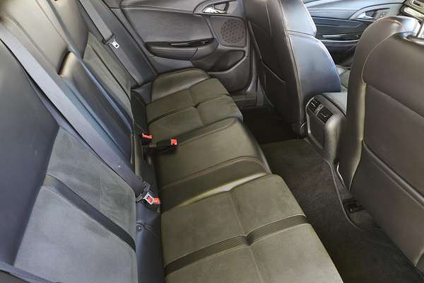 2016 Holden Commodore SV6 Black VF Series II