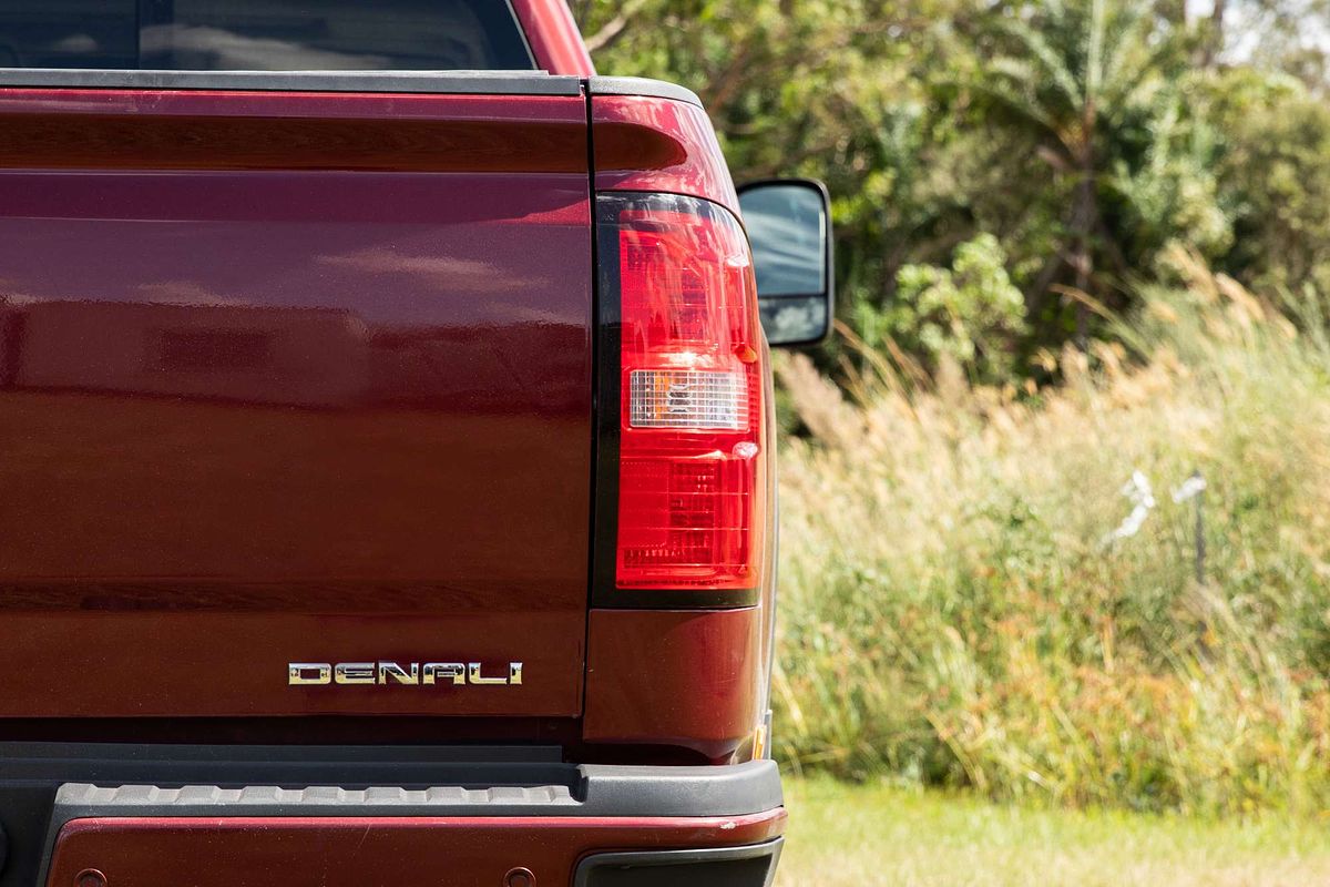 2016 GMC Denali
