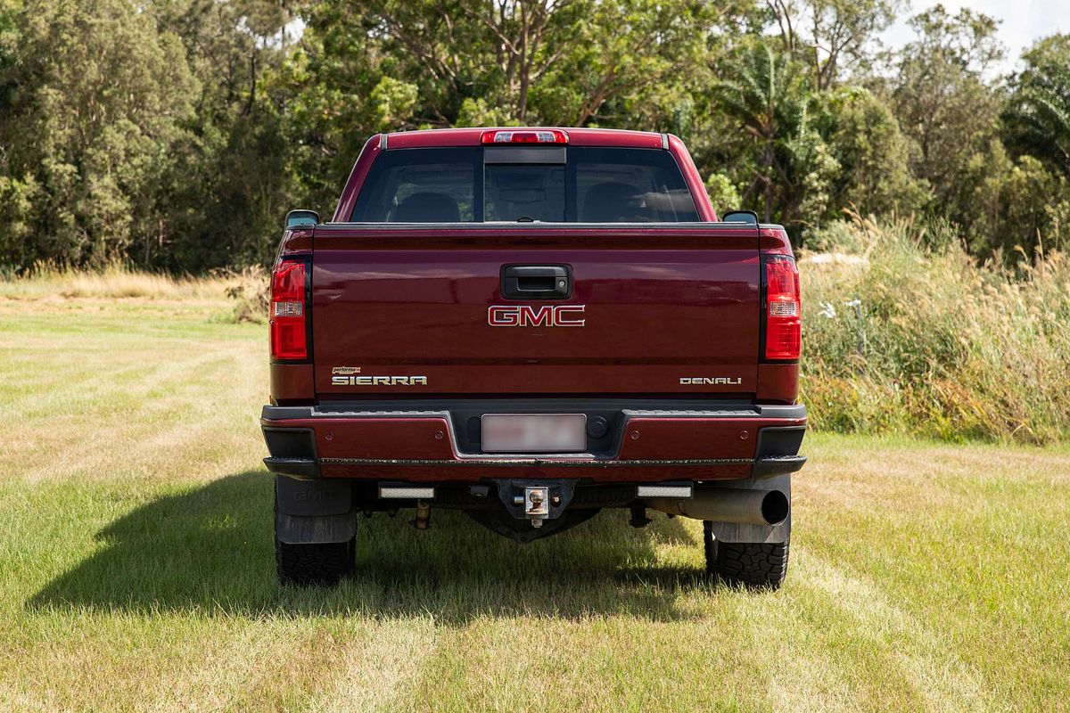 2016 GMC Denali