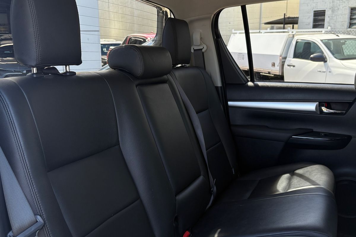 2019 Toyota Hilux SR5 GUN126R 4X4
