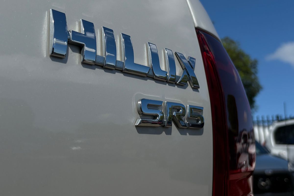 2019 Toyota Hilux SR5 GUN126R 4X4