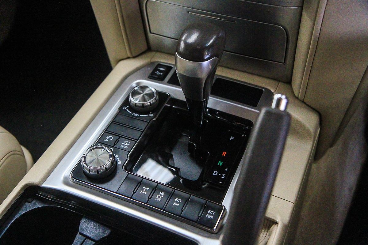 2018 Toyota Landcruiser VX VDJ200R