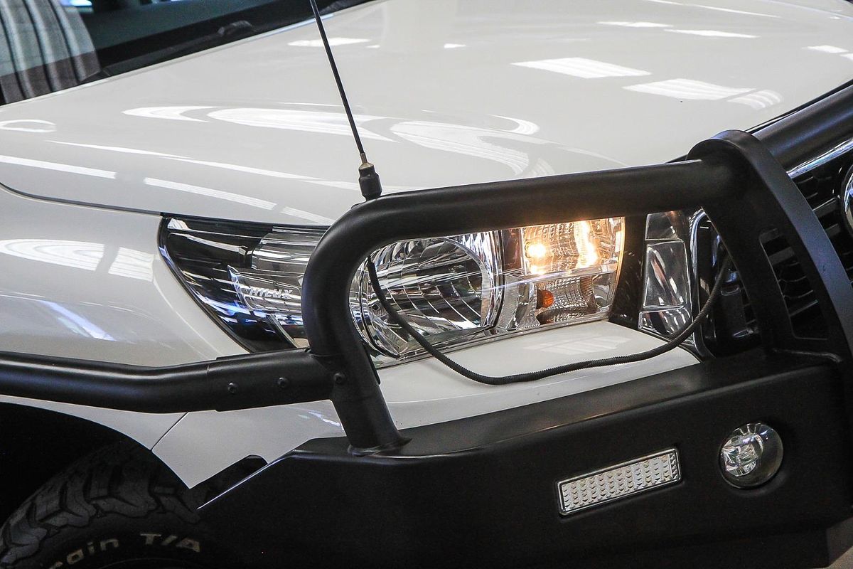 2019 Toyota Hilux SR GUN126R 4X4