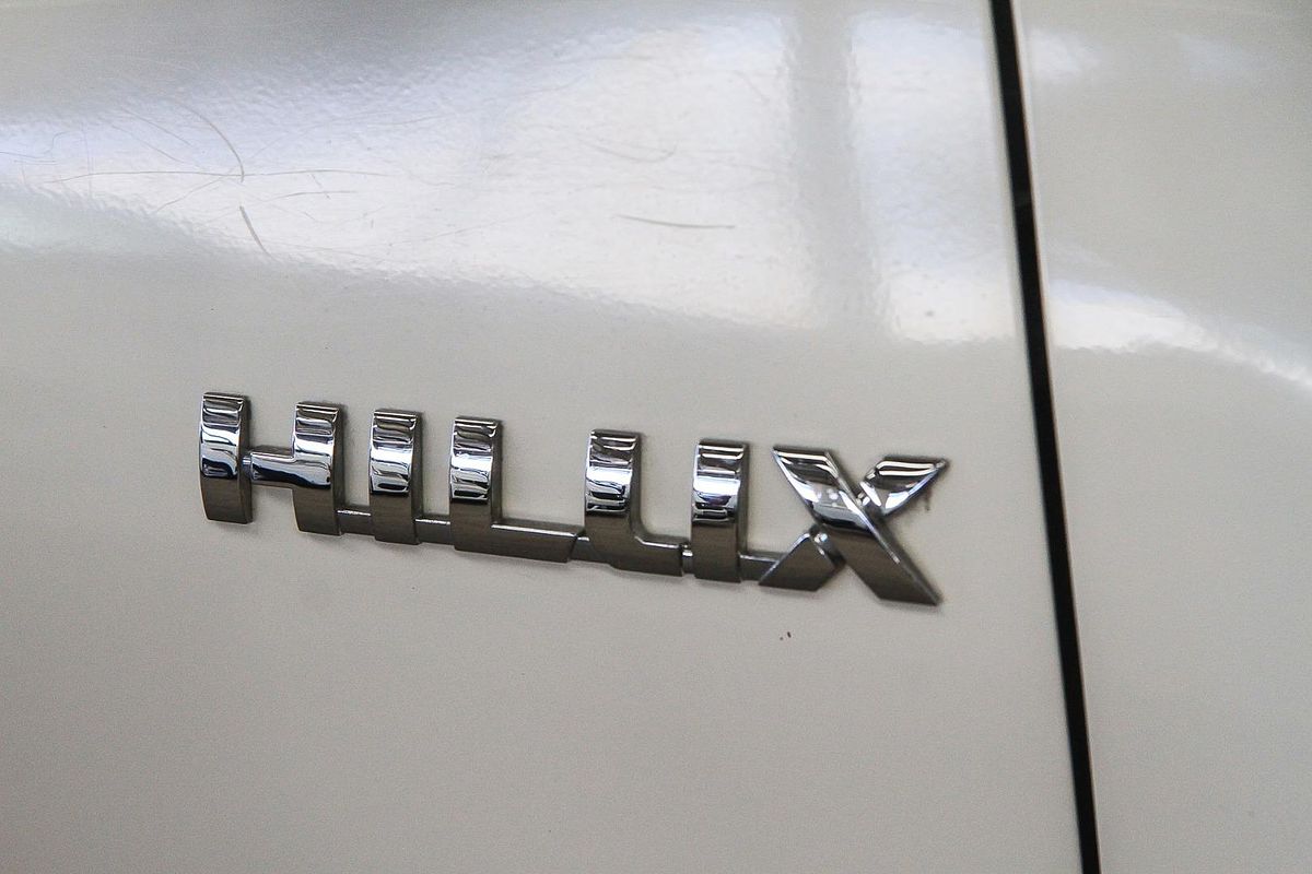 2019 Toyota Hilux SR GUN126R 4X4