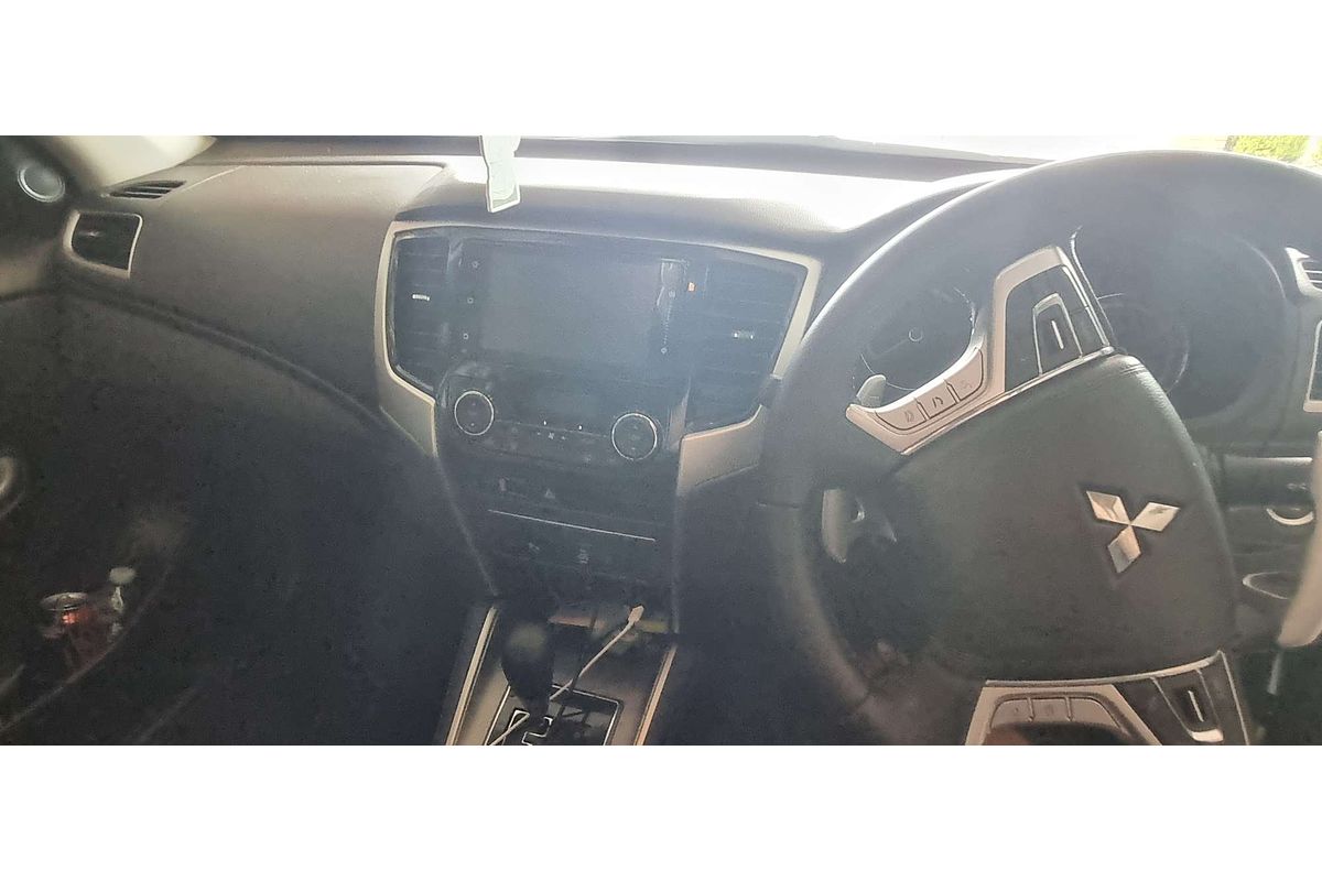 2022 Mitsubishi Triton GSR MR 4X4