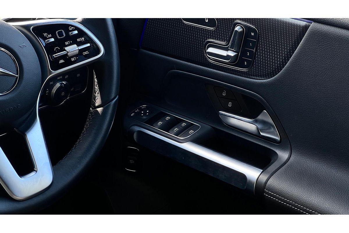 2022 Mercedes-Benz EQB EQB250 X243
