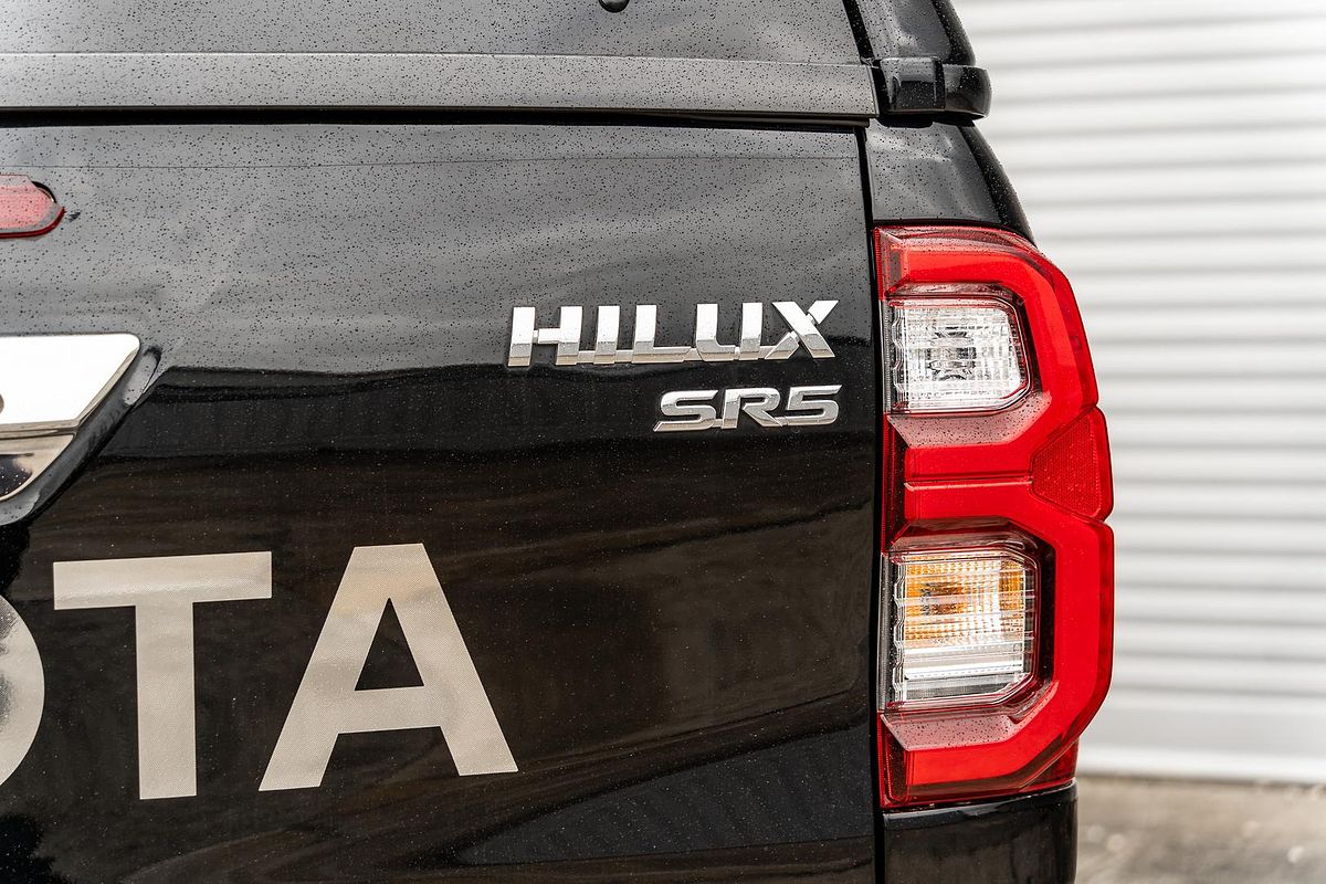 2021 Toyota Hilux SR5 GUN126R 4X4