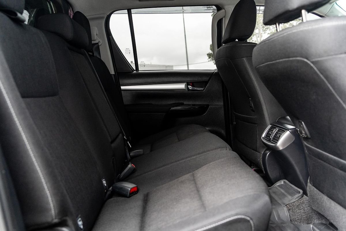 2021 Toyota Hilux SR5 GUN126R 4X4