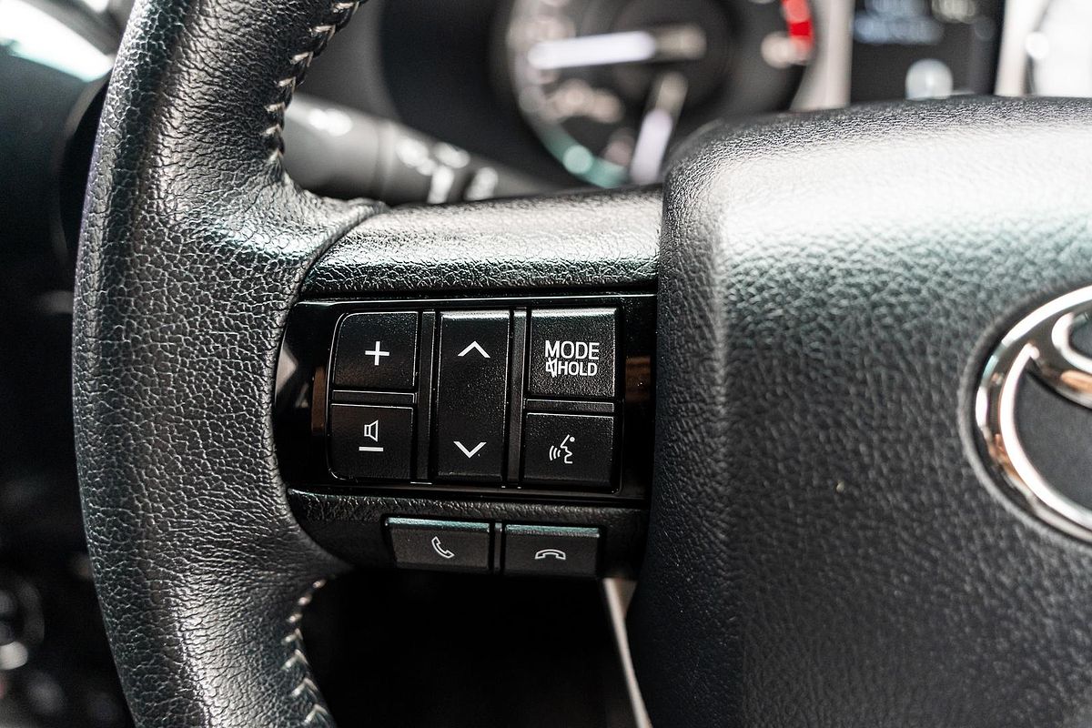 2021 Toyota Hilux SR5 GUN126R 4X4
