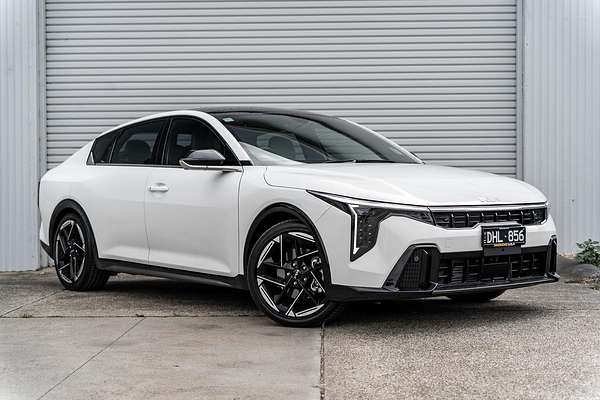 2025 Kia K4 GT-Line CL4m