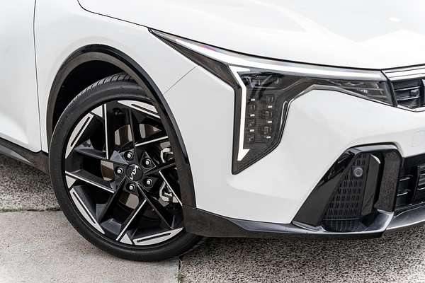 2025 Kia K4 GT-Line CL4m