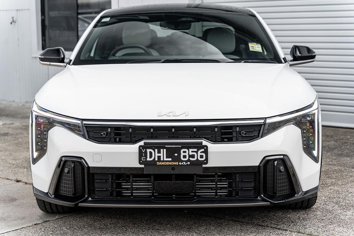 2025 Kia K4 GT-Line CL4m